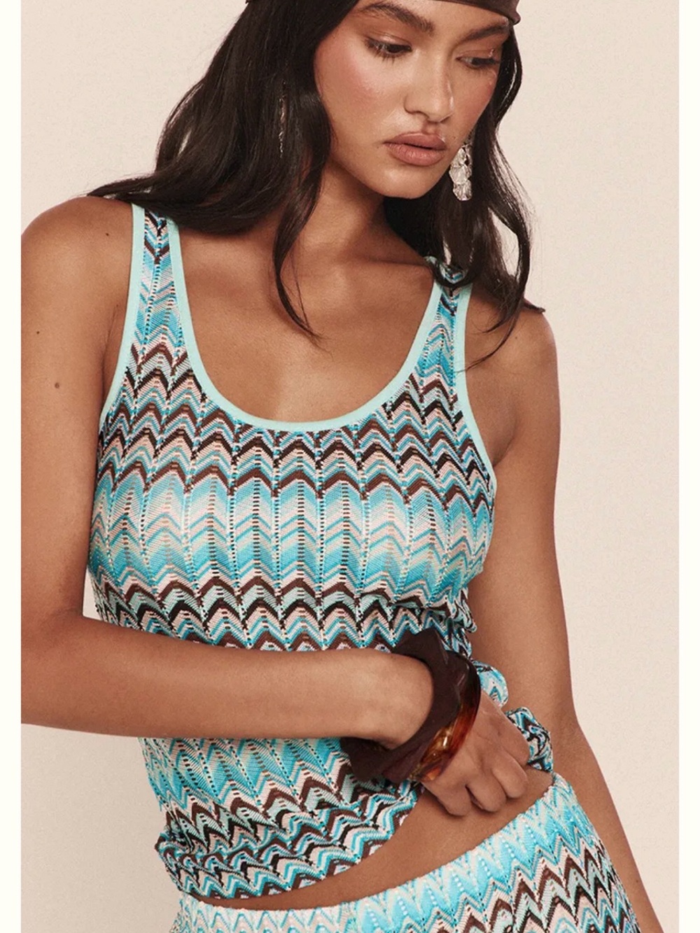 PrettyLittleThing Turquoise & Black Chevron Tank Top